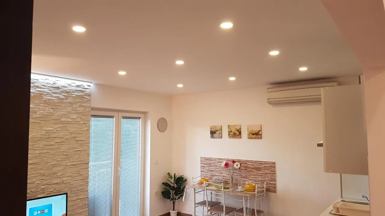 פולה Apartments Glorija