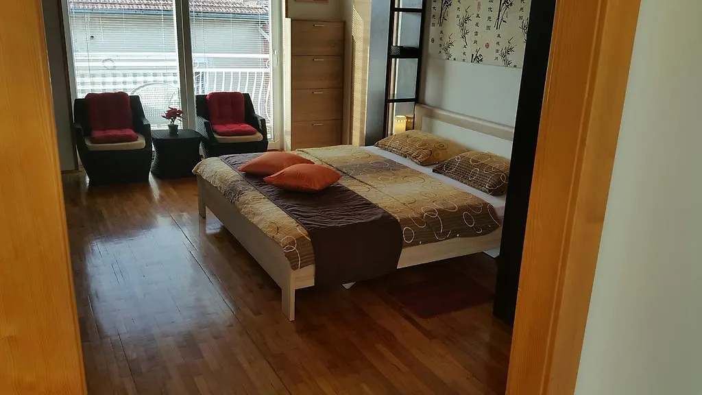 פולה Apartments Glorija